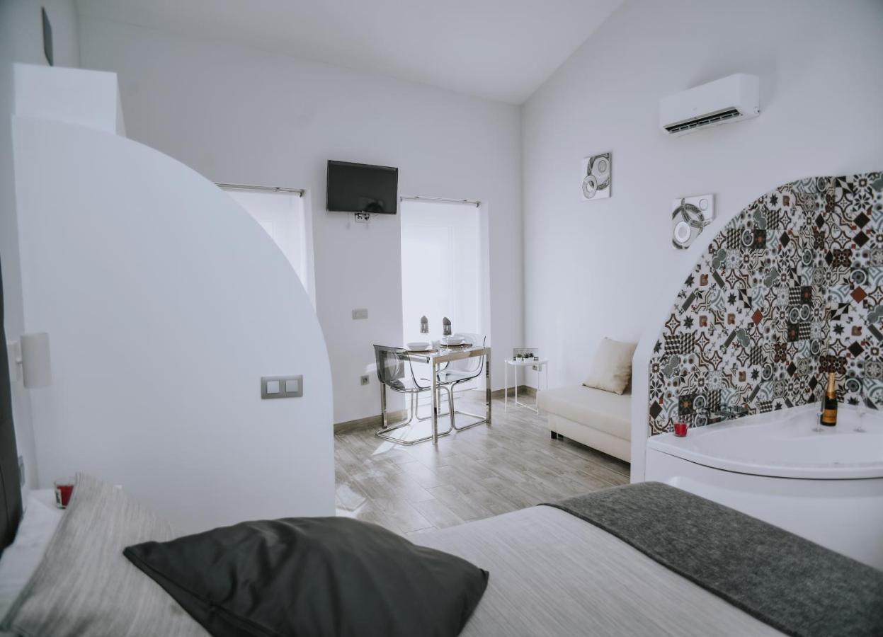 מרידה Eres Emerita "Apartamentos & Suites" מראה חיצוני תמונה