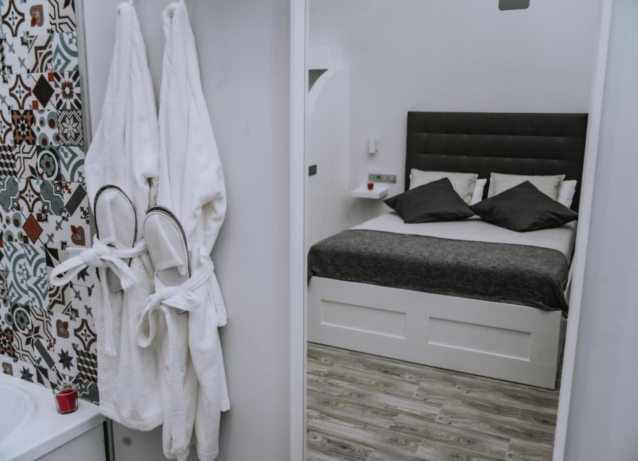 מרידה Eres Emerita "Apartamentos & Suites" מראה חיצוני תמונה